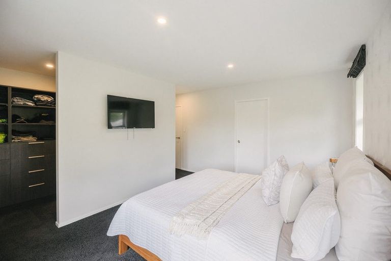 Photo of property in 12 Serenity Crescent, Kelvin Grove, Palmerston North, 4414