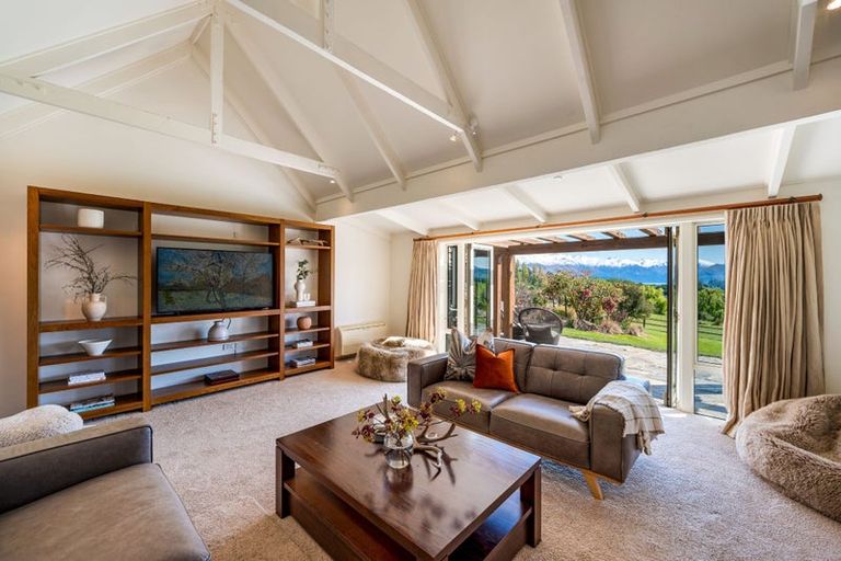 Photo of property in 56 Oak Lane, Wanaka, 9305