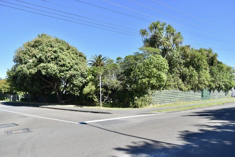 Photo of property in 3 Health Camp Road, Otaki Beach, Otaki, 5512