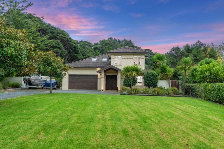 Photo of property in 26b Awhiorangi Promenade, Swanson, Auckland, 0816