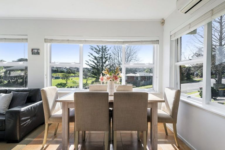 Photo of property in 80 Glencoe Road, Browns Bay, Auckland, 0630