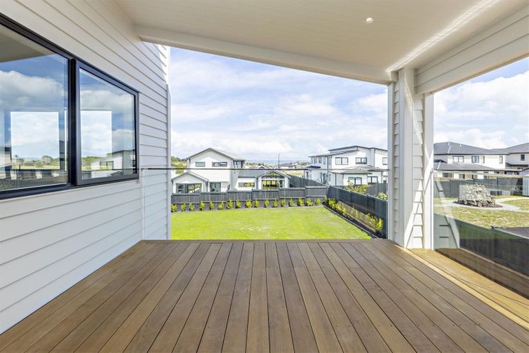 Photo of property in 9 Hapukupuku Avenue, Beachlands, Auckland, 2018