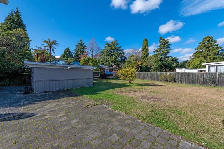 Photo of property in 3 Ensor Place, Fenton Park, Rotorua, 3010