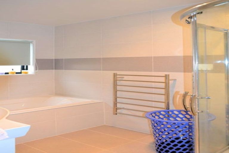 Photo of property in 4 Aster Place, Flat Bush, Auckland, 2019