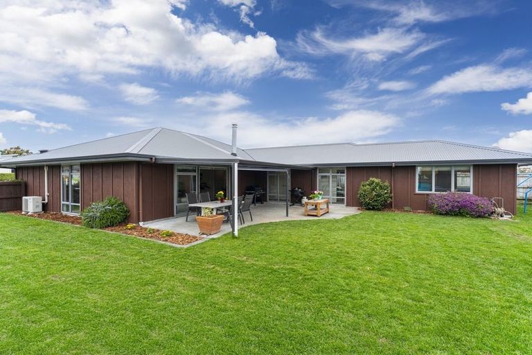 Photo of property in 136 Victory Drive, Wharewaka, Taupo, 3330
