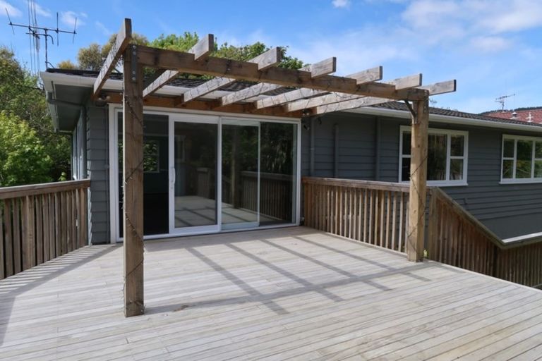 Photo of property in 78 Oriel Avenue, Tawa, Wellington, 5028