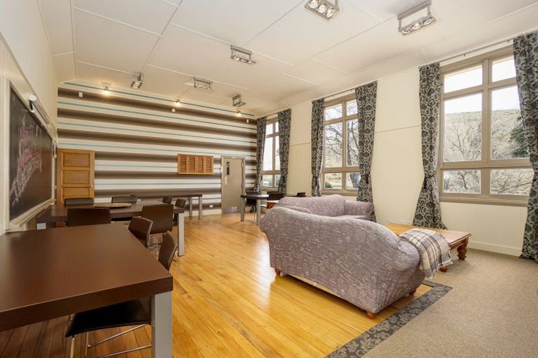 Photo of property in 9125 Hyde-middlemarch Road, Hyde, Ranfurly, 9397