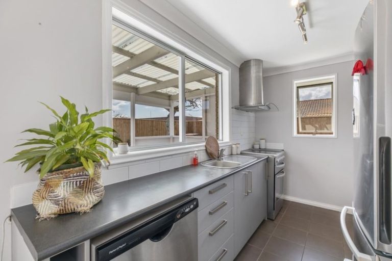 Photo of property in 17a Gobray Crescent, Mount Maunganui, 3116