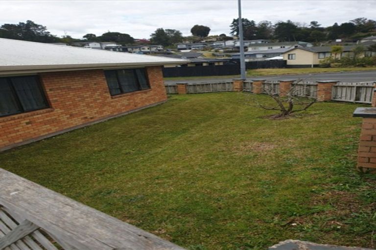 Photo of property in 2 Rata Avenue, Huntly, 3700