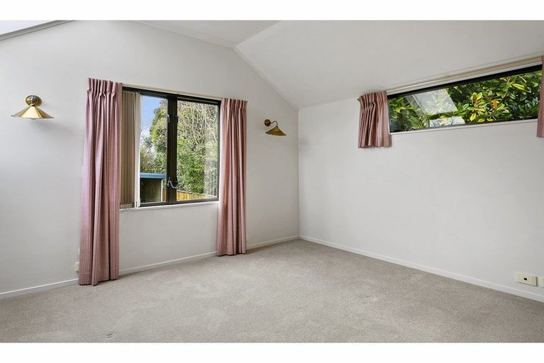 Photo of property in 20 Kurupae Road, Hilltop, Taupo, 3330