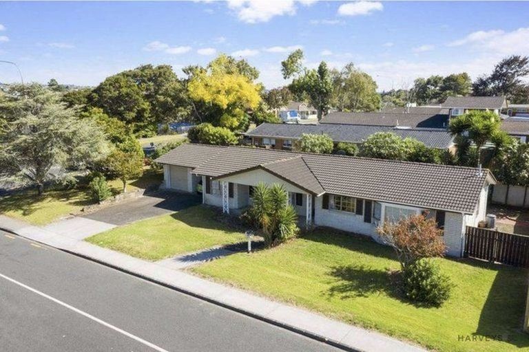Photo of property in 2a Matuhi Rise, Henderson, Auckland, 0612