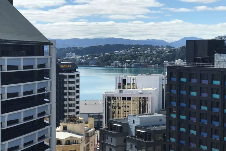 Photo of property in Terrace Heights Apartments, 10e/163 The Terrace, Wellington Central, Wellington, 6011