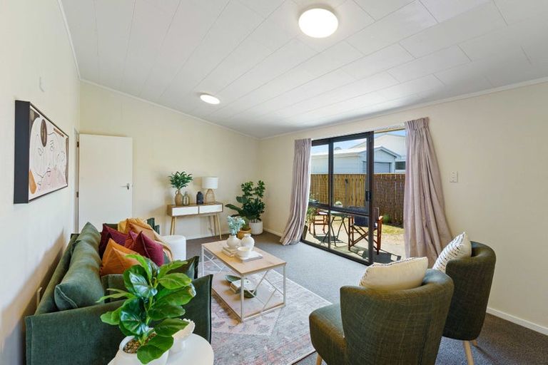 Photo of property in 11 Mountainview Terrace, Otaki Beach, Otaki, 5512