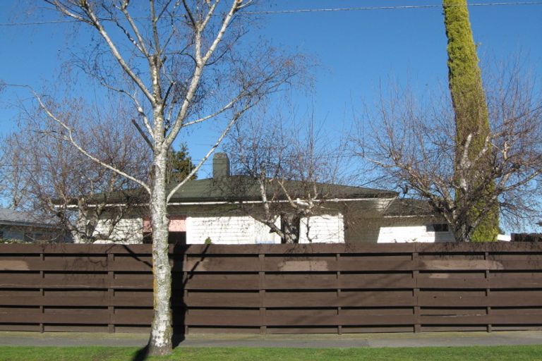 Photo of property in 16 Palmerston Road, Havelock North, 4130