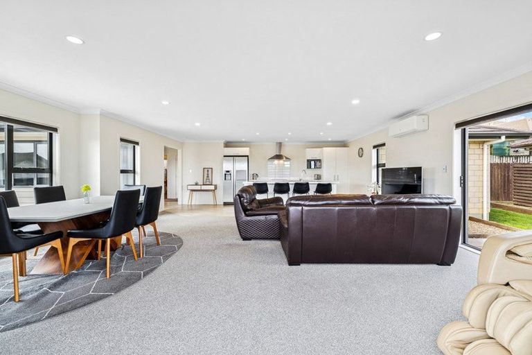 Photo of property in 14 Hua Place, Tuakau, 2121