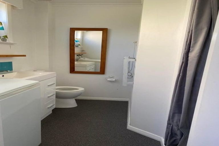 Photo of property in 24 Steyne Avenue, Plimmerton, Porirua, 5026