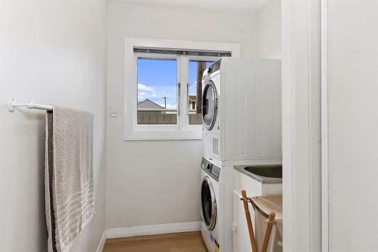 Photo of property in 147 Hamilton Avenue, Ilam, Christchurch, 8041