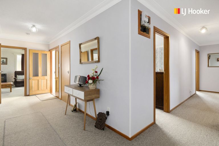 Photo of property in 103 Tomahawk Road, Andersons Bay, Dunedin, 9013