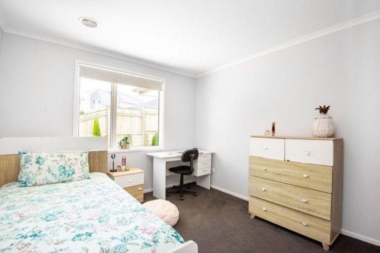 Photo of property in 81 John Burke Drive, Aotea, Porirua, 5024