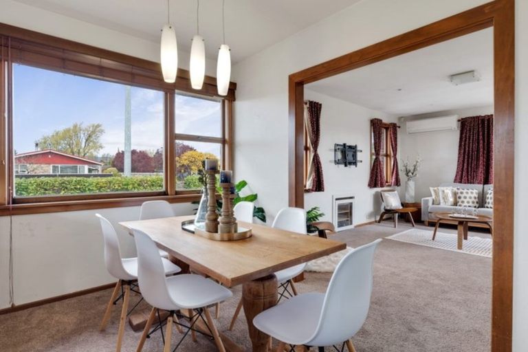 Photo of property in 333 Woodham Road, Wainoni, Christchurch, 8061