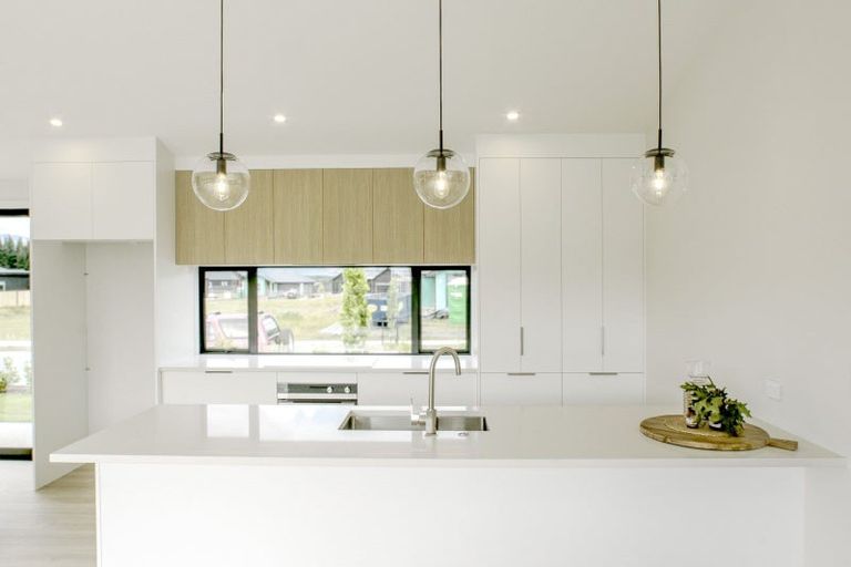 Photo of property in 47 Pounamu Avenue, Albert Town, Wanaka, 9305