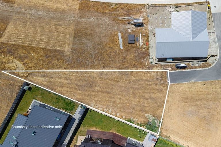 Photo of property in 4 Durry Lane, Wanaka, 9305