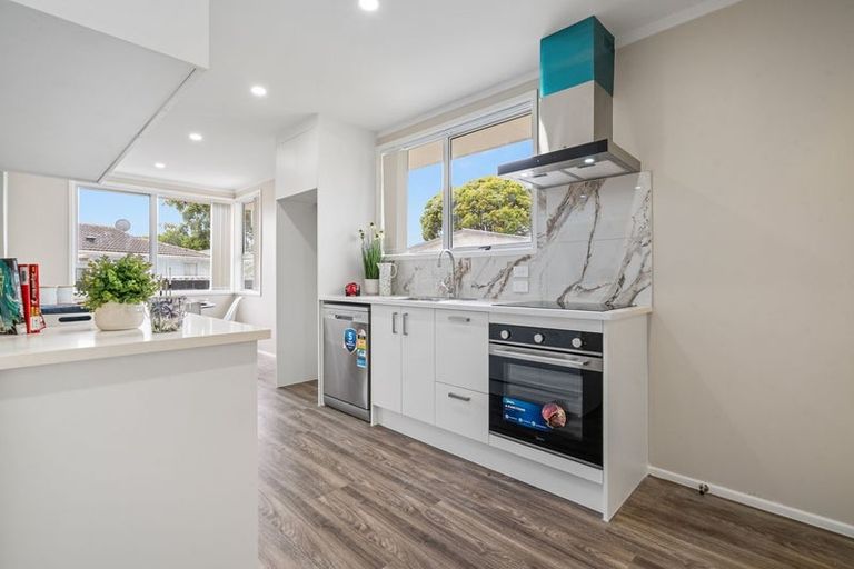 Photo of property in 16 Feasegate Street, Manurewa, Auckland, 2102