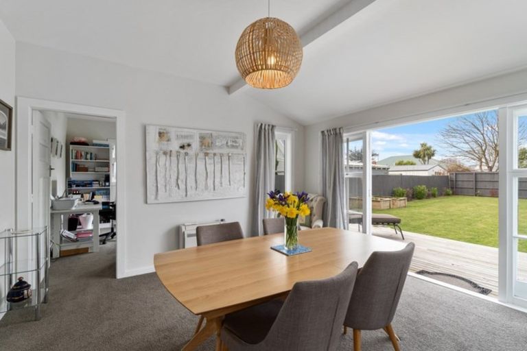 Photo of property in 158 Hills Road, Edgeware, Christchurch, 8013