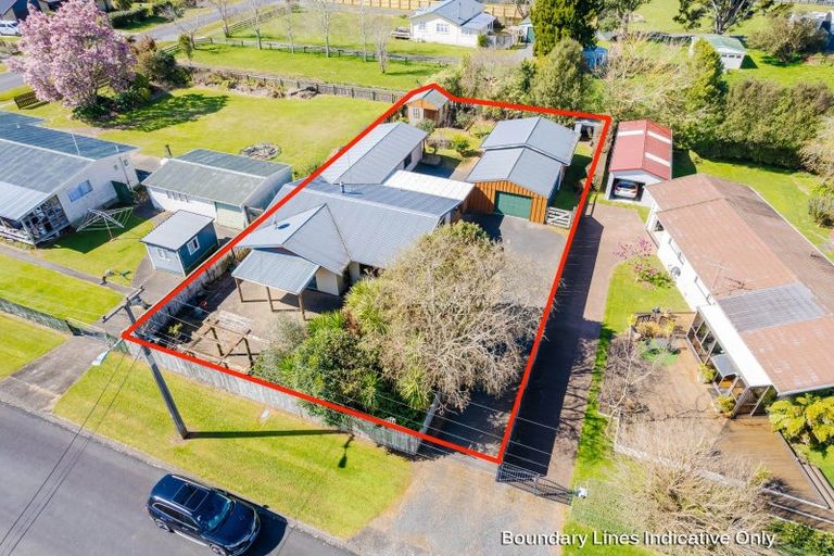Photo of property in 37 Ross Street, Pirongia, 3802