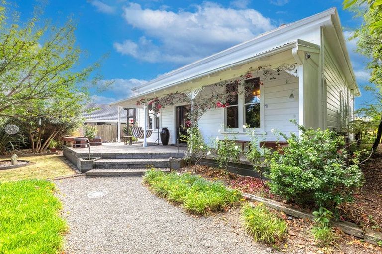 Photo of property in 7 Fern Grove, Taradale, Napier, 4112