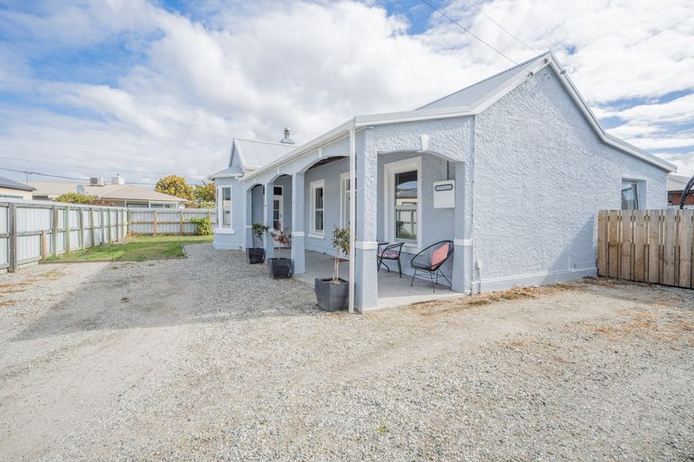 Photo of property in 22 Clutha Street, Alexandra, 9320