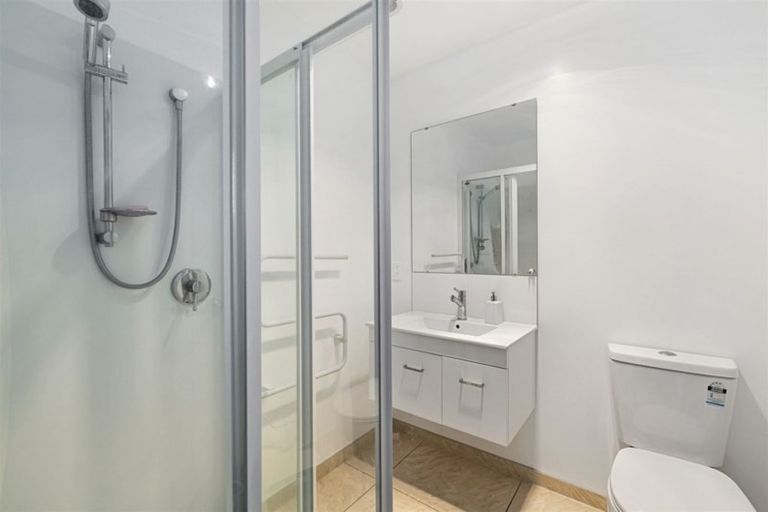 Photo of property in 17 Hillmorton Street, Hillmorton, Christchurch, 8024