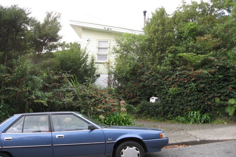 Photo of property in 21 Swainson Street, Naenae, Lower Hutt, 5011