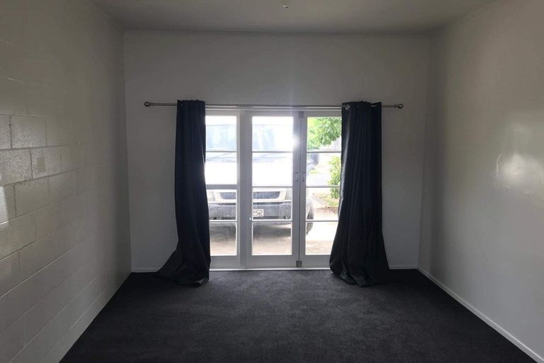 Photo of property in 2 Sheridan Street, Silverdale, Hamilton, 3216