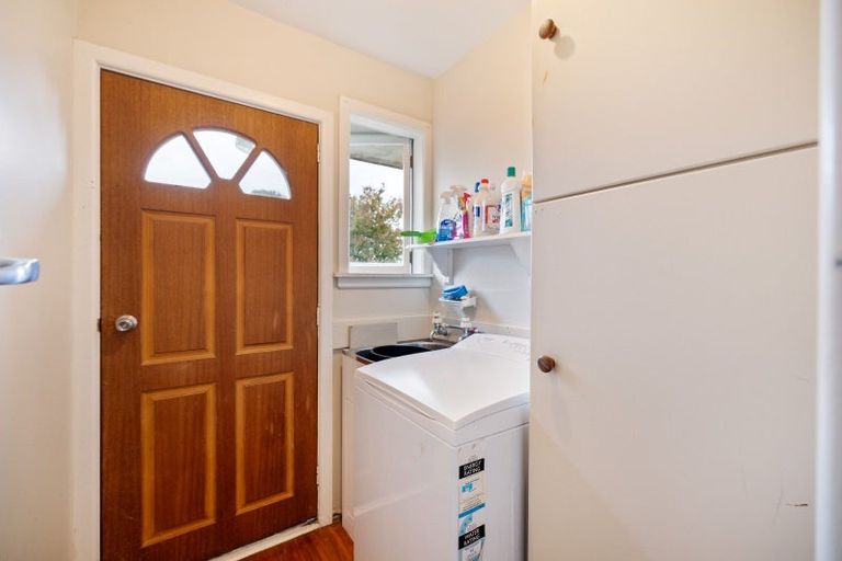 Photo of property in 12 Morris Road, Amberley, 7410