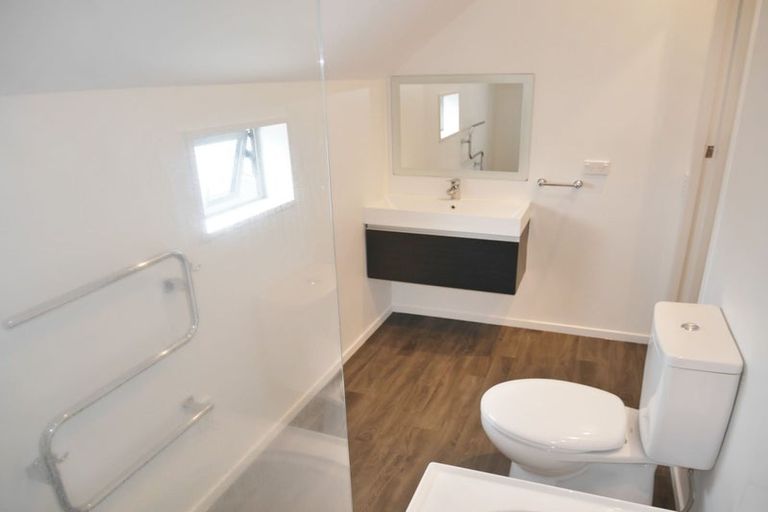 Photo of property in 11a Lyndon Street, Riccarton, Christchurch, 8011