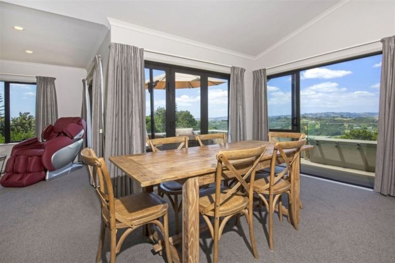Photo of property in 149 Point View Drive, East Tamaki Heights, Auckland, 2016