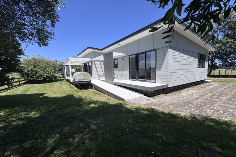 Photo of property in 554 Porewa Road, Marton, 4787