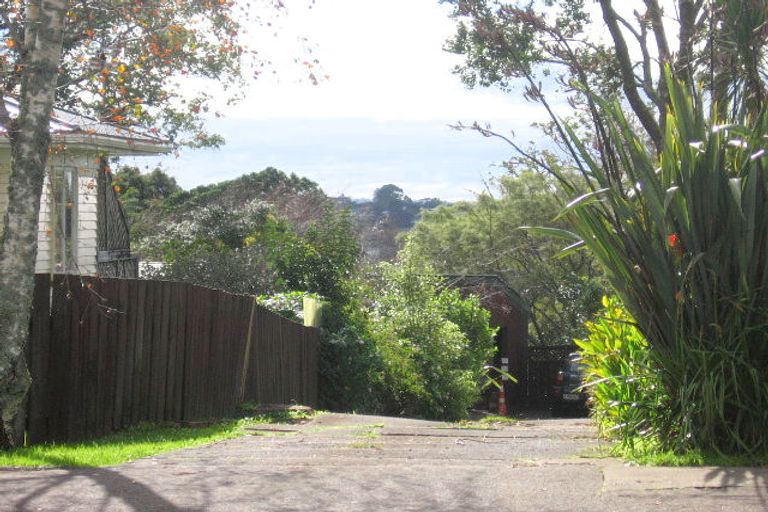 Photo of property in 111a Waimumu Road, Massey, Auckland, 0614