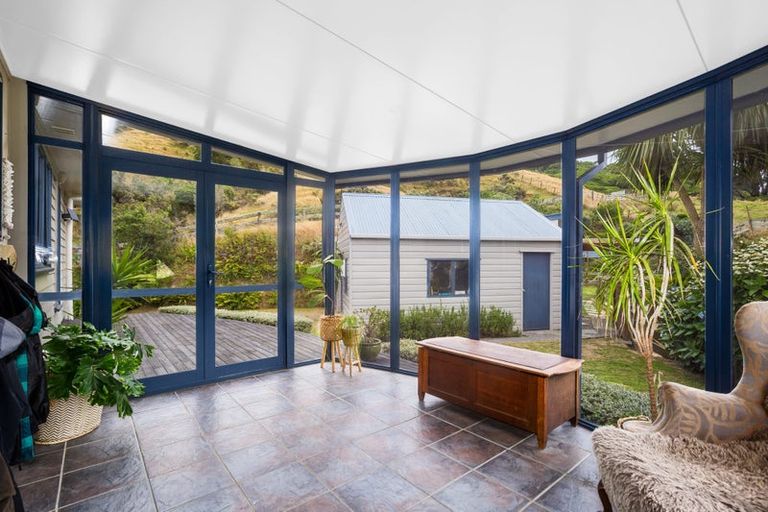 Photo of property in 1153 Paekakariki Hill Road, Paekakariki Hill, Porirua, 5381