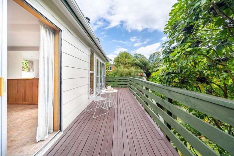 Photo of property in 55 Wyndham Road, Pinehaven, Upper Hutt, 5019