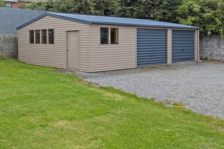 Photo of property in 3 Clifton Terrace, West End, Timaru, 7910