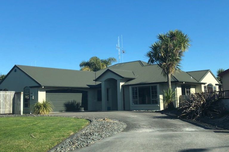 Photo of property in 25 Cranbrook Place, Rototuna North, Hamilton, 3210