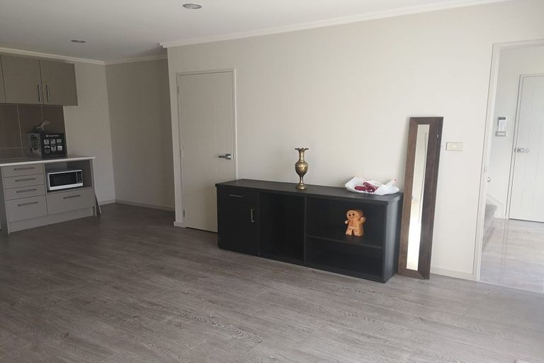 Photo of property in 19 Dawood Place, The Gardens, Auckland, 2105