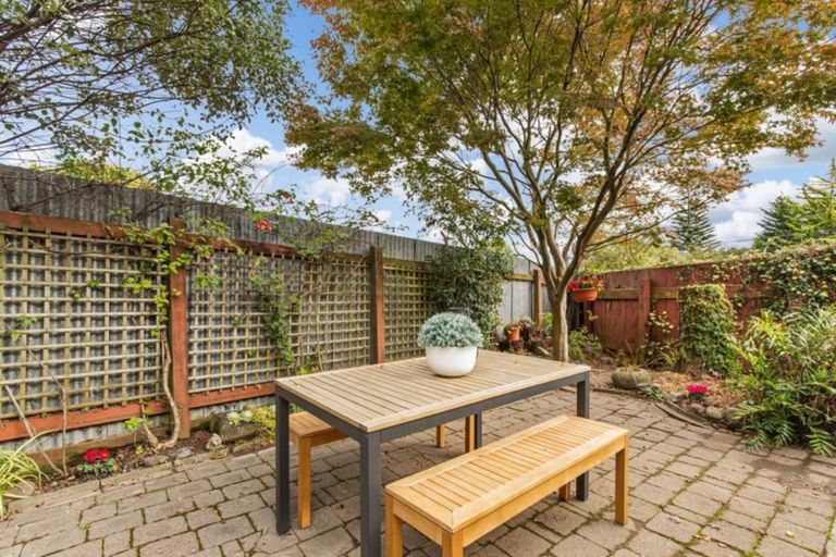 Photo of property in 25b Pehi Kupa Street, Waikanae, 5036