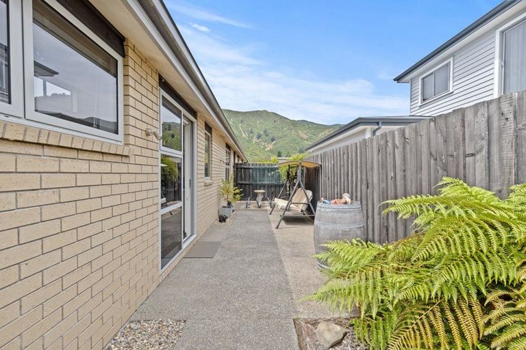 Photo of property in 12a Nautique Place, Waikawa, Picton, 7220