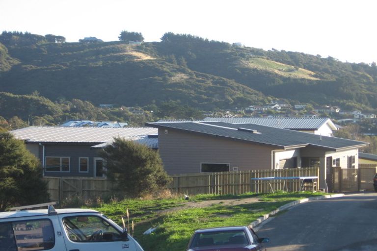 Photo of property in 42f James Cook Drive, Whitby, Porirua, 5024