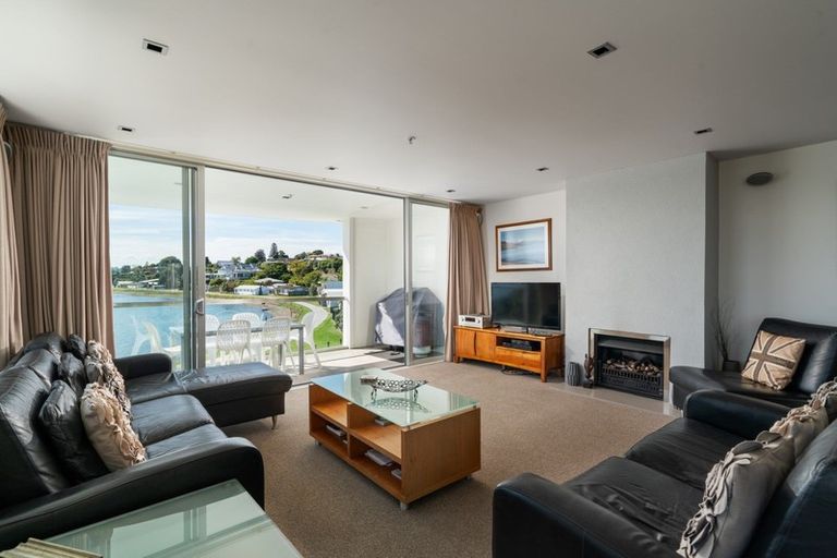 Photo of property in 8/2 Lowell Place, Waipahihi, Taupo, 3330