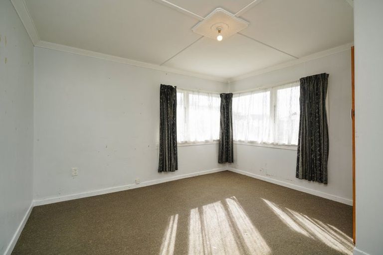 Photo of property in 16 Adamson Crescent, Glengarry, Invercargill, 9810