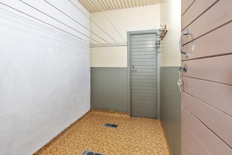 Photo of property in 61a Grafton Road, Roseneath, Wellington, 6011